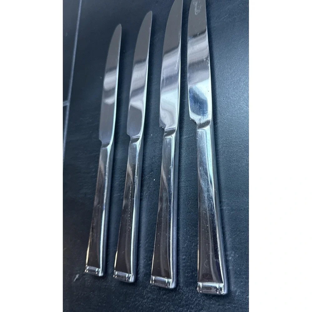 R&B Everyday Reed & Barton Gatehouse-lot of 4 Butter Knives - LAST ONES! Rare!